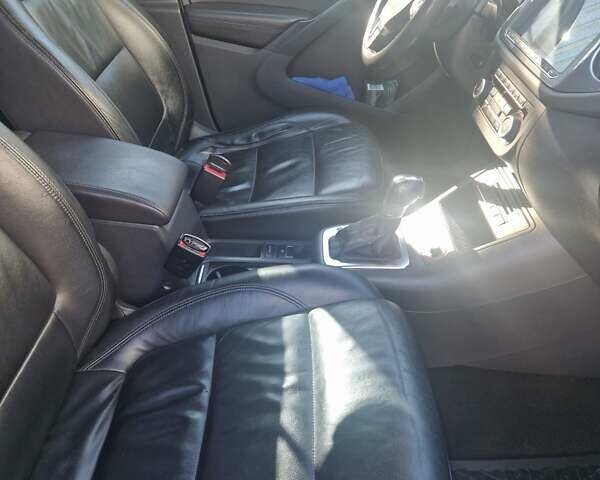 Бежевый Фольксваген Тигуан, объемом двигателя 1.97 л и пробегом 122 тыс. км за 14000 $, фото 29 на Automoto.ua