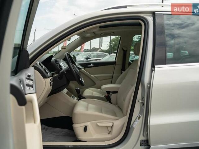 Бежевый Фольксваген Тигуан, объемом двигателя 1.98 л и пробегом 197 тыс. км за 12300 $, фото 12 на Automoto.ua