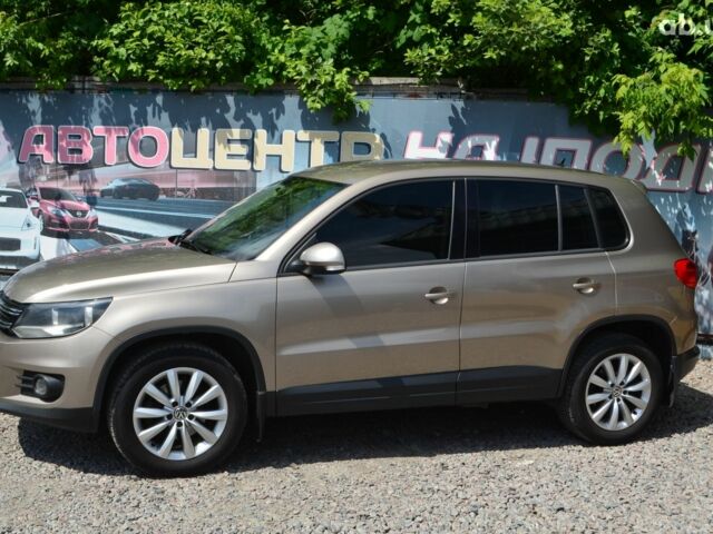 Бежевий Фольксваген Тігуан, об'ємом двигуна 1.4 л та пробігом 211 тис. км за 11500 $, фото 6 на Automoto.ua
