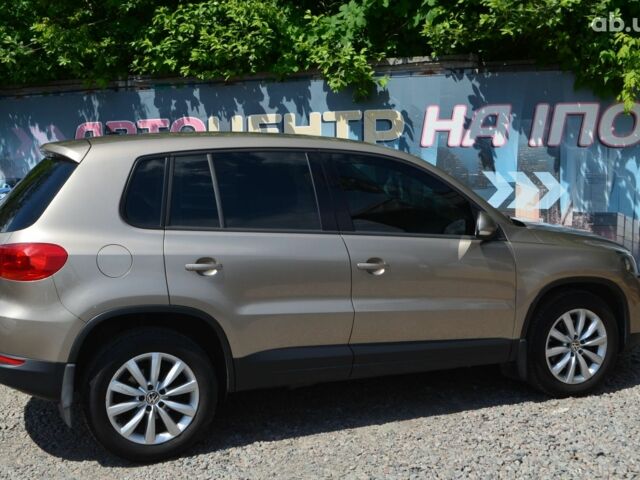 Бежевий Фольксваген Тігуан, об'ємом двигуна 1.4 л та пробігом 211 тис. км за 11500 $, фото 5 на Automoto.ua