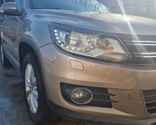 Бежевый Фольксваген Тигуан, объемом двигателя 1.97 л и пробегом 122 тыс. км за 14000 $, фото 36 на Automoto.ua