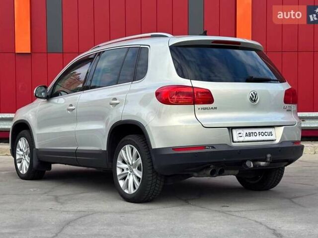 Бежевий Фольксваген Тігуан, об'ємом двигуна 1.99 л та пробігом 208 тис. км за 13990 $, фото 3 на Automoto.ua