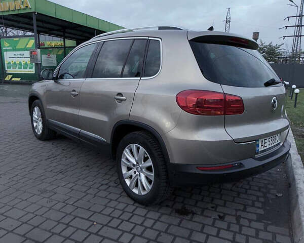 Бежевый Фольксваген Тигуан, объемом двигателя 1.97 л и пробегом 335 тыс. км за 16000 $, фото 8 на Automoto.ua