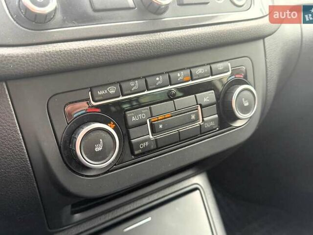 Бежевий Фольксваген Тігуан, об'ємом двигуна 1.99 л та пробігом 208 тис. км за 13990 $, фото 13 на Automoto.ua