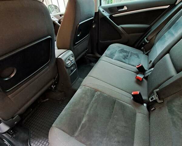 Бежевый Фольксваген Тигуан, объемом двигателя 1.97 л и пробегом 135 тыс. км за 15900 $, фото 17 на Automoto.ua