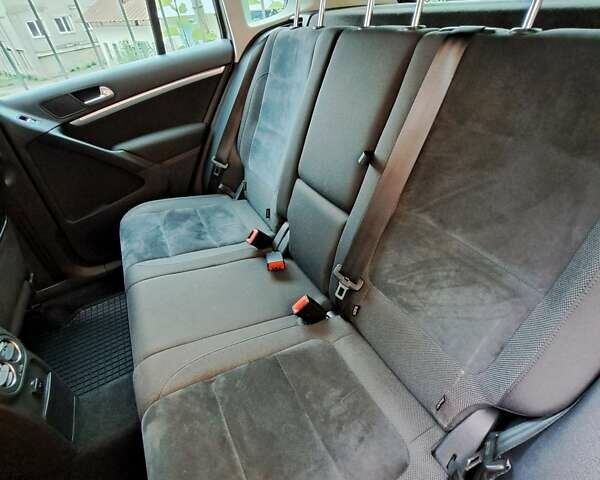 Бежевый Фольксваген Тигуан, объемом двигателя 1.97 л и пробегом 135 тыс. км за 15900 $, фото 18 на Automoto.ua