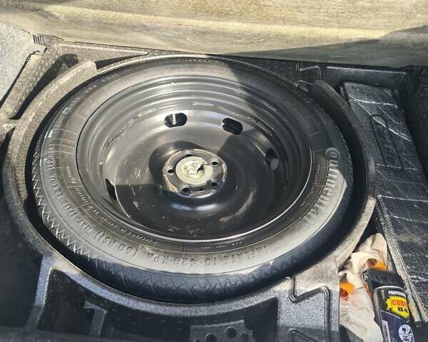 Бежевый Фольксваген Тигуан, объемом двигателя 1.97 л и пробегом 334 тыс. км за 13354 $, фото 9 на Automoto.ua