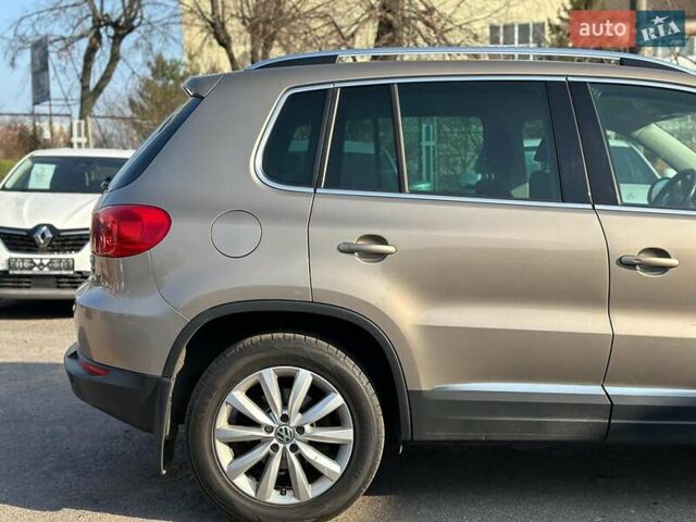 Бежевый Фольксваген Тигуан, объемом двигателя 2 л и пробегом 130 тыс. км за 17940 $, фото 9 на Automoto.ua