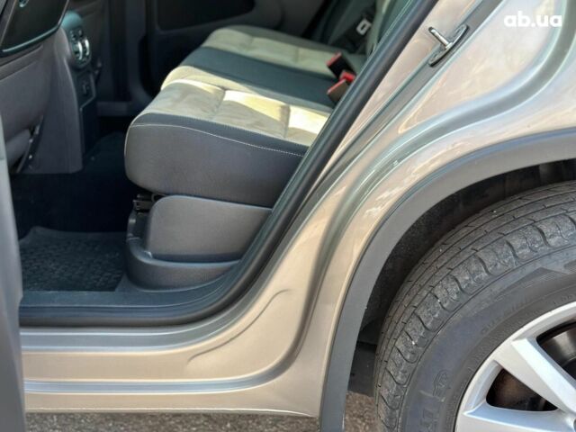 Бежевый Фольксваген Тигуан, объемом двигателя 2 л и пробегом 130 тыс. км за 17940 $, фото 19 на Automoto.ua