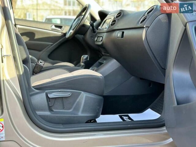 Бежевый Фольксваген Тигуан, объемом двигателя 2 л и пробегом 130 тыс. км за 17940 $, фото 42 на Automoto.ua