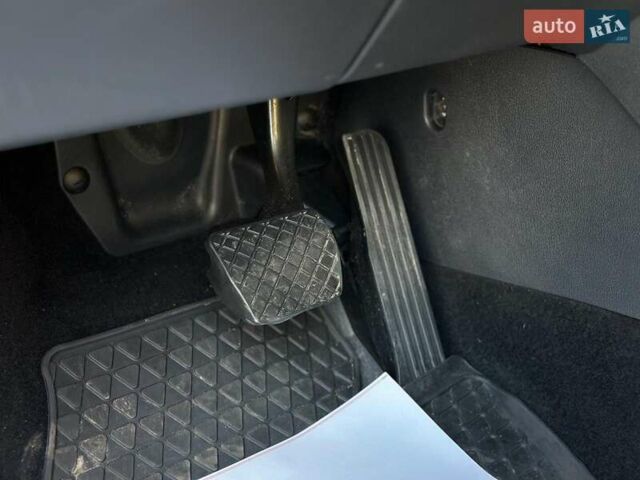 Бежевый Фольксваген Тигуан, объемом двигателя 2 л и пробегом 130 тыс. км за 17940 $, фото 25 на Automoto.ua