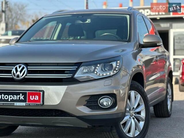 Бежевый Фольксваген Тигуан, объемом двигателя 2 л и пробегом 130 тыс. км за 17940 $, фото 1 на Automoto.ua