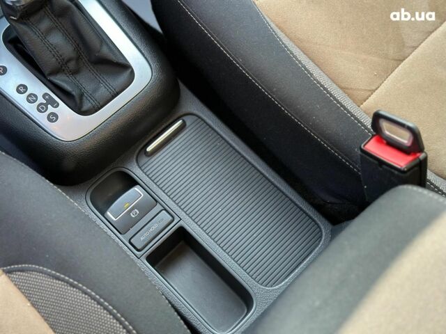 Бежевый Фольксваген Тигуан, объемом двигателя 2 л и пробегом 130 тыс. км за 17940 $, фото 31 на Automoto.ua