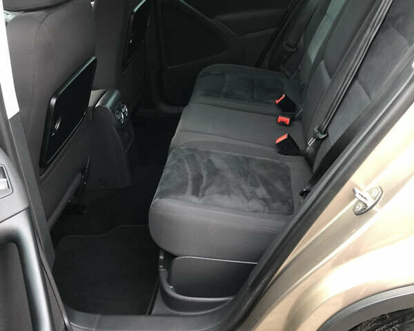 Фольксваген Тігуан 2015 у Тернополі на Automoto.ua Бежевий Фольксваген Тігуан, об'ємом двигуна 1.97 л та пробігом 84 тис. км за 22100 $, фото 22 на Automoto.ua