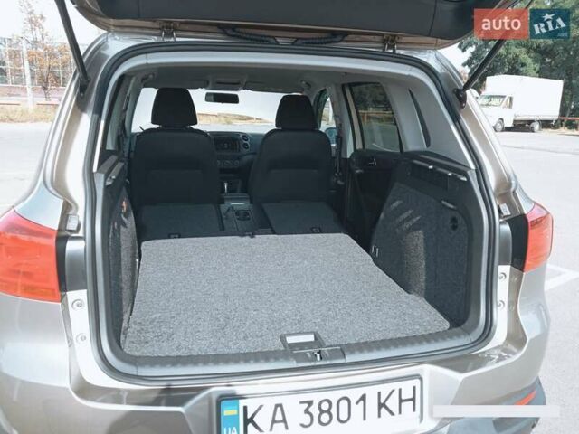 Бежевый Фольксваген Тигуан, объемом двигателя 1.39 л и пробегом 99 тыс. км за 16950 $, фото 81 на Automoto.ua