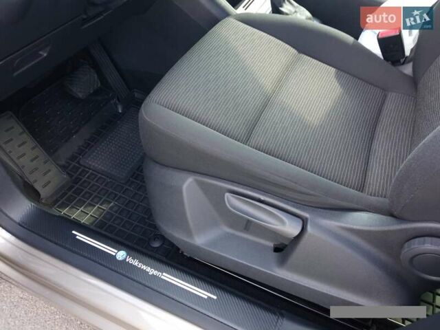 Бежевый Фольксваген Тигуан, объемом двигателя 1.39 л и пробегом 99 тыс. км за 16950 $, фото 61 на Automoto.ua
