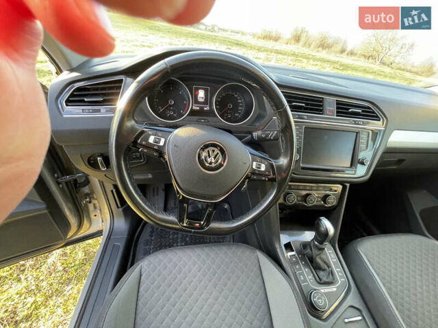 Бежевый Фольксваген Тигуан, объемом двигателя 1.98 л и пробегом 215 тыс. км за 21500 $, фото 7 на Automoto.ua