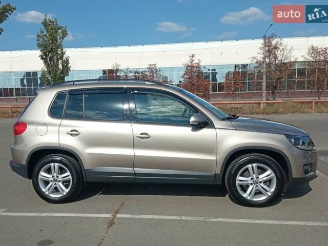 Бежевый Фольксваген Тигуан, объемом двигателя 1.39 л и пробегом 99 тыс. км за 16950 $, фото 5 на Automoto.ua