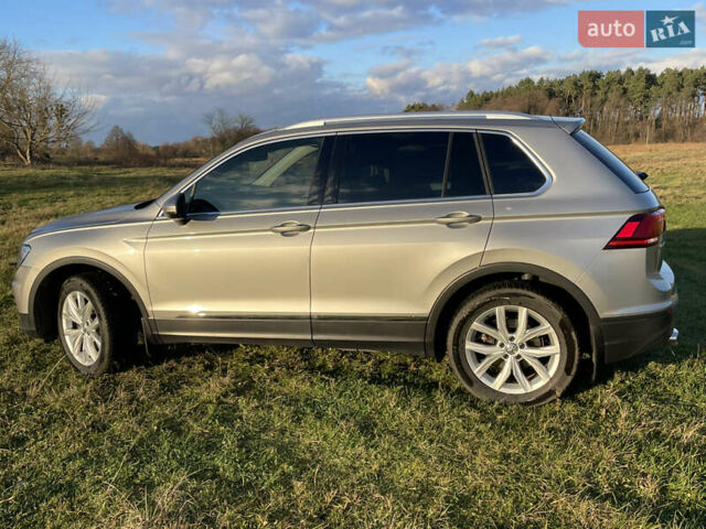 Бежевый Фольксваген Тигуан, объемом двигателя 1.98 л и пробегом 215 тыс. км за 21500 $, фото 5 на Automoto.ua
