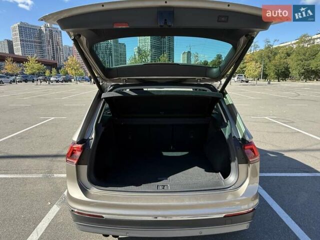 Бежевый Фольксваген Тигуан, объемом двигателя 1.98 л и пробегом 99 тыс. км за 27500 $, фото 18 на Automoto.ua