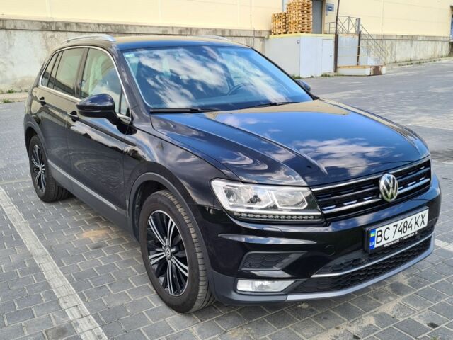 Черный Фольксваген Тигуан, объемом двигателя 0 л и пробегом 224 тыс. км за 23000 $, фото 4 на Automoto.ua