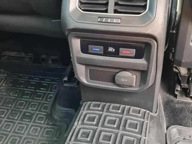 Черный Фольксваген Тигуан, объемом двигателя 0 л и пробегом 224 тыс. км за 23000 $, фото 12 на Automoto.ua