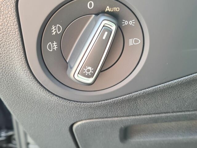 Черный Фольксваген Тигуан, объемом двигателя 0 л и пробегом 224 тыс. км за 23000 $, фото 13 на Automoto.ua