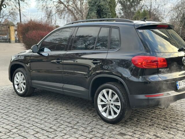 Черный Фольксваген Тигуан, объемом двигателя 2 л и пробегом 107 тыс. км за 13600 $, фото 5 на Automoto.ua