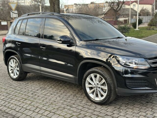 Черный Фольксваген Тигуан, объемом двигателя 2 л и пробегом 107 тыс. км за 13600 $, фото 10 на Automoto.ua