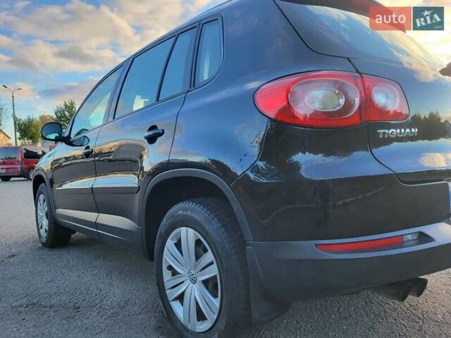 Черный Фольксваген Тигуан, объемом двигателя 1.97 л и пробегом 290 тыс. км за 9899 $, фото 34 на Automoto.ua