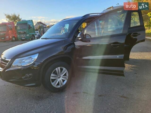 Черный Фольксваген Тигуан, объемом двигателя 1.97 л и пробегом 290 тыс. км за 9899 $, фото 80 на Automoto.ua