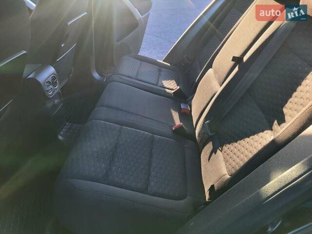 Черный Фольксваген Тигуан, объемом двигателя 1.97 л и пробегом 290 тыс. км за 9899 $, фото 112 на Automoto.ua