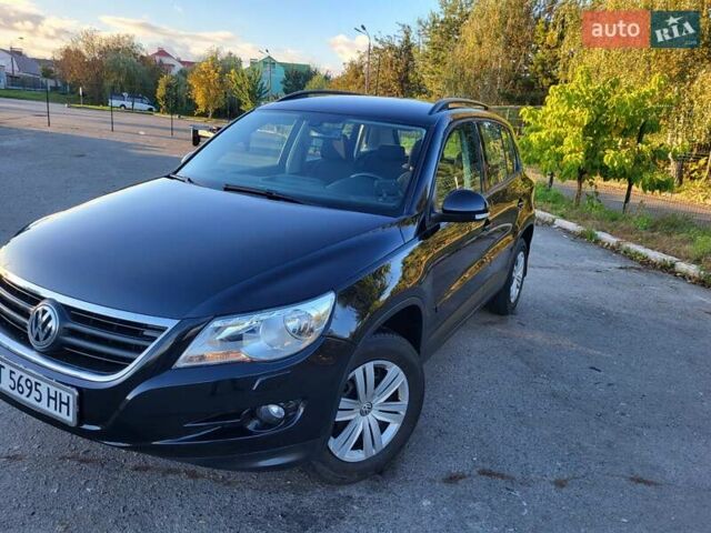 Черный Фольксваген Тигуан, объемом двигателя 1.97 л и пробегом 290 тыс. км за 9899 $, фото 1 на Automoto.ua