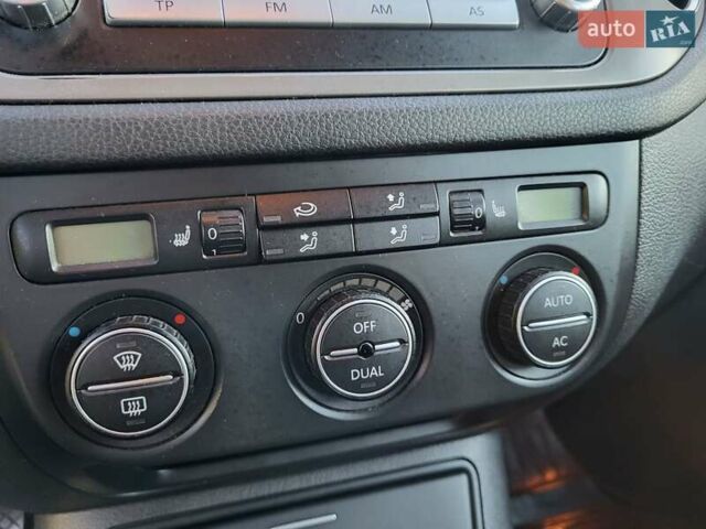 Черный Фольксваген Тигуан, объемом двигателя 1.97 л и пробегом 290 тыс. км за 9899 $, фото 146 на Automoto.ua