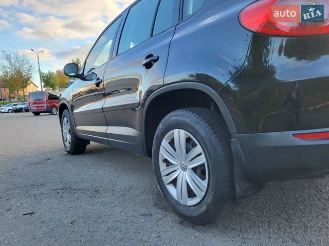 Черный Фольксваген Тигуан, объемом двигателя 1.97 л и пробегом 290 тыс. км за 9899 $, фото 35 на Automoto.ua