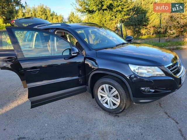 Черный Фольксваген Тигуан, объемом двигателя 1.97 л и пробегом 290 тыс. км за 9899 $, фото 95 на Automoto.ua