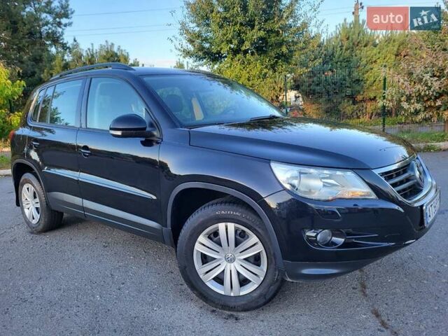 Черный Фольксваген Тигуан, объемом двигателя 1.97 л и пробегом 290 тыс. км за 9899 $, фото 7 на Automoto.ua