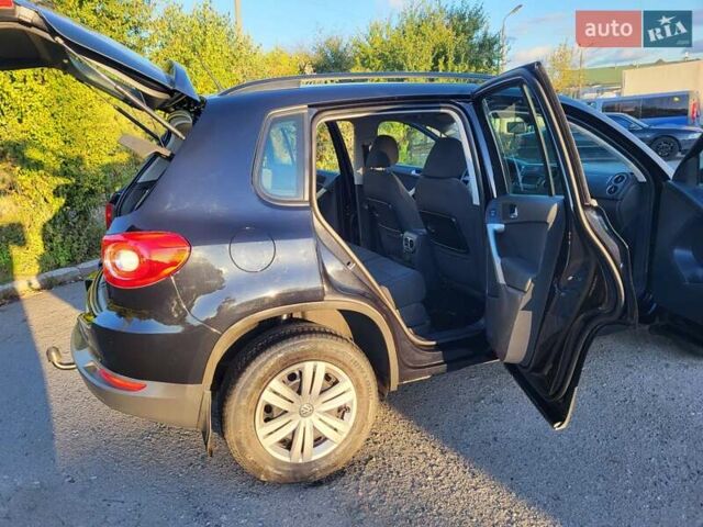 Черный Фольксваген Тигуан, объемом двигателя 1.97 л и пробегом 290 тыс. км за 9899 $, фото 91 на Automoto.ua