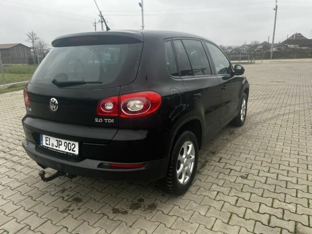 Чорний Фольксваген Тігуан, об'ємом двигуна 2 л та пробігом 280 тис. км за 4663 $, фото 3 на Automoto.ua