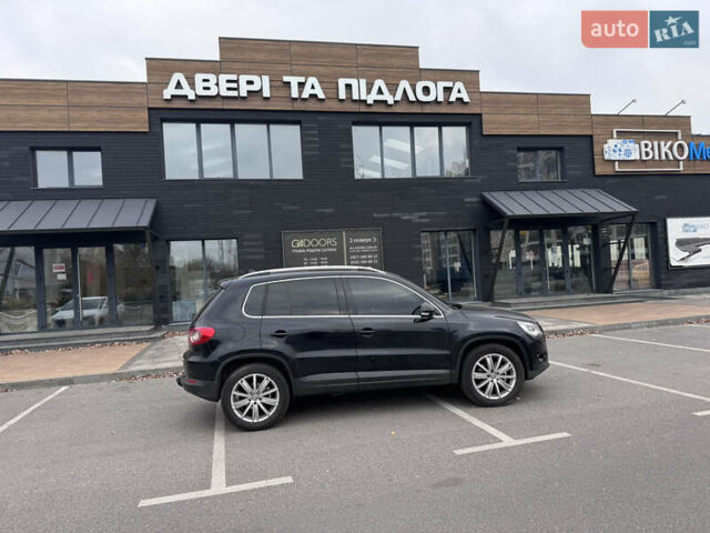 Черный Фольксваген Тигуан, объемом двигателя 2 л и пробегом 275 тыс. км за 9900 $, фото 5 на Automoto.ua