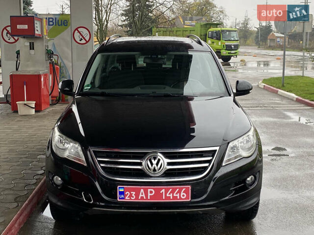 Черный Фольксваген Тигуан, объемом двигателя 1.4 л и пробегом 183 тыс. км за 9300 $, фото 2 на Automoto.ua