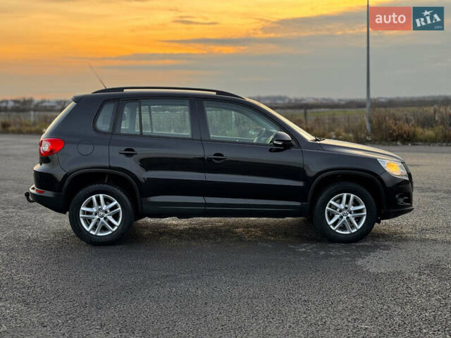 Чорний Фольксваген Тігуан, об'ємом двигуна 1.4 л та пробігом 211 тис. км за 8900 $, фото 9 на Automoto.ua