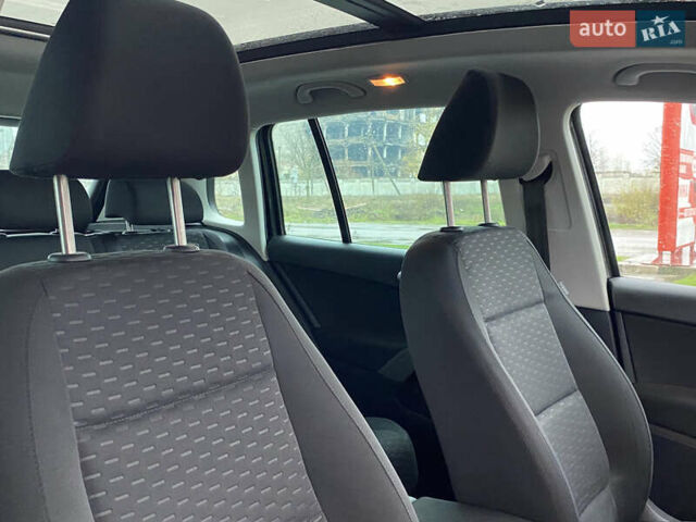 Черный Фольксваген Тигуан, объемом двигателя 1.4 л и пробегом 183 тыс. км за 9300 $, фото 10 на Automoto.ua