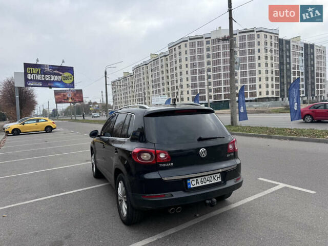 Черный Фольксваген Тигуан, объемом двигателя 2 л и пробегом 275 тыс. км за 9900 $, фото 8 на Automoto.ua