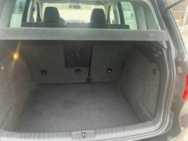 Черный Фольксваген Тигуан, объемом двигателя 2 л и пробегом 282 тыс. км за 4664 $, фото 6 на Automoto.ua