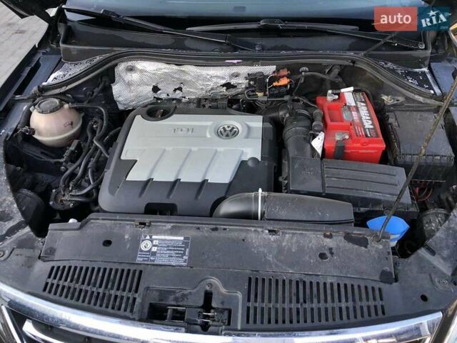 Чорний Фольксваген Тігуан, об'ємом двигуна 1.97 л та пробігом 276 тис. км за 12000 $, фото 10 на Automoto.ua