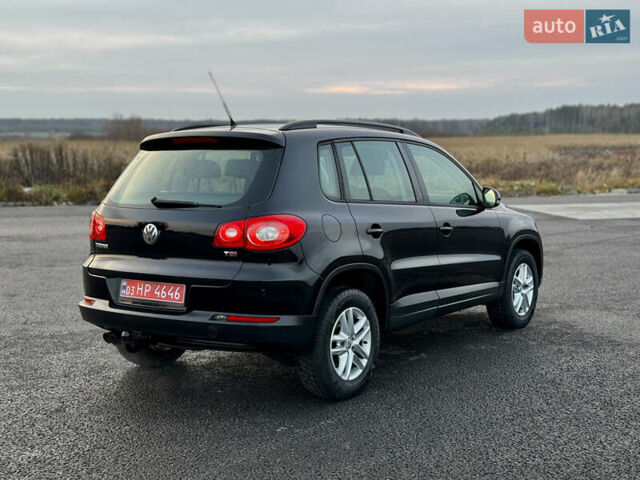 Чорний Фольксваген Тігуан, об'ємом двигуна 1.4 л та пробігом 211 тис. км за 8900 $, фото 13 на Automoto.ua