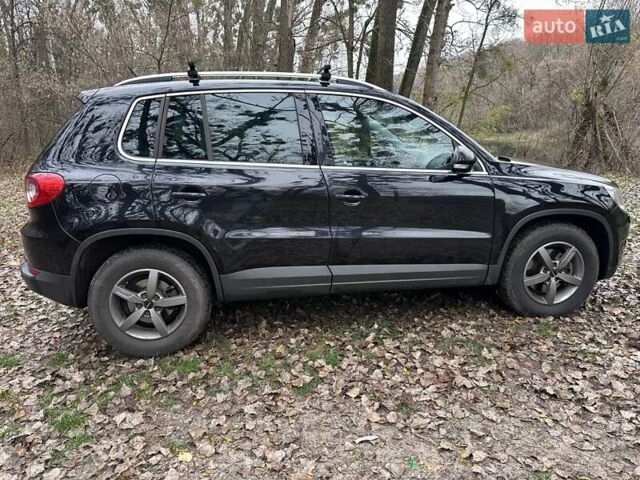 Черный Фольксваген Тигуан, объемом двигателя 1.97 л и пробегом 214 тыс. км за 13500 $, фото 6 на Automoto.ua