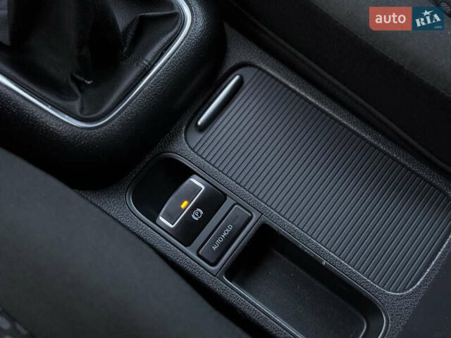 Чорний Фольксваген Тігуан, об'ємом двигуна 1.4 л та пробігом 211 тис. км за 8900 $, фото 32 на Automoto.ua