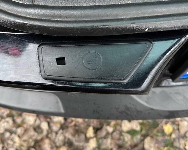 Черный Фольксваген Тигуан, объемом двигателя 1.97 л и пробегом 214 тыс. км за 13500 $, фото 17 на Automoto.ua